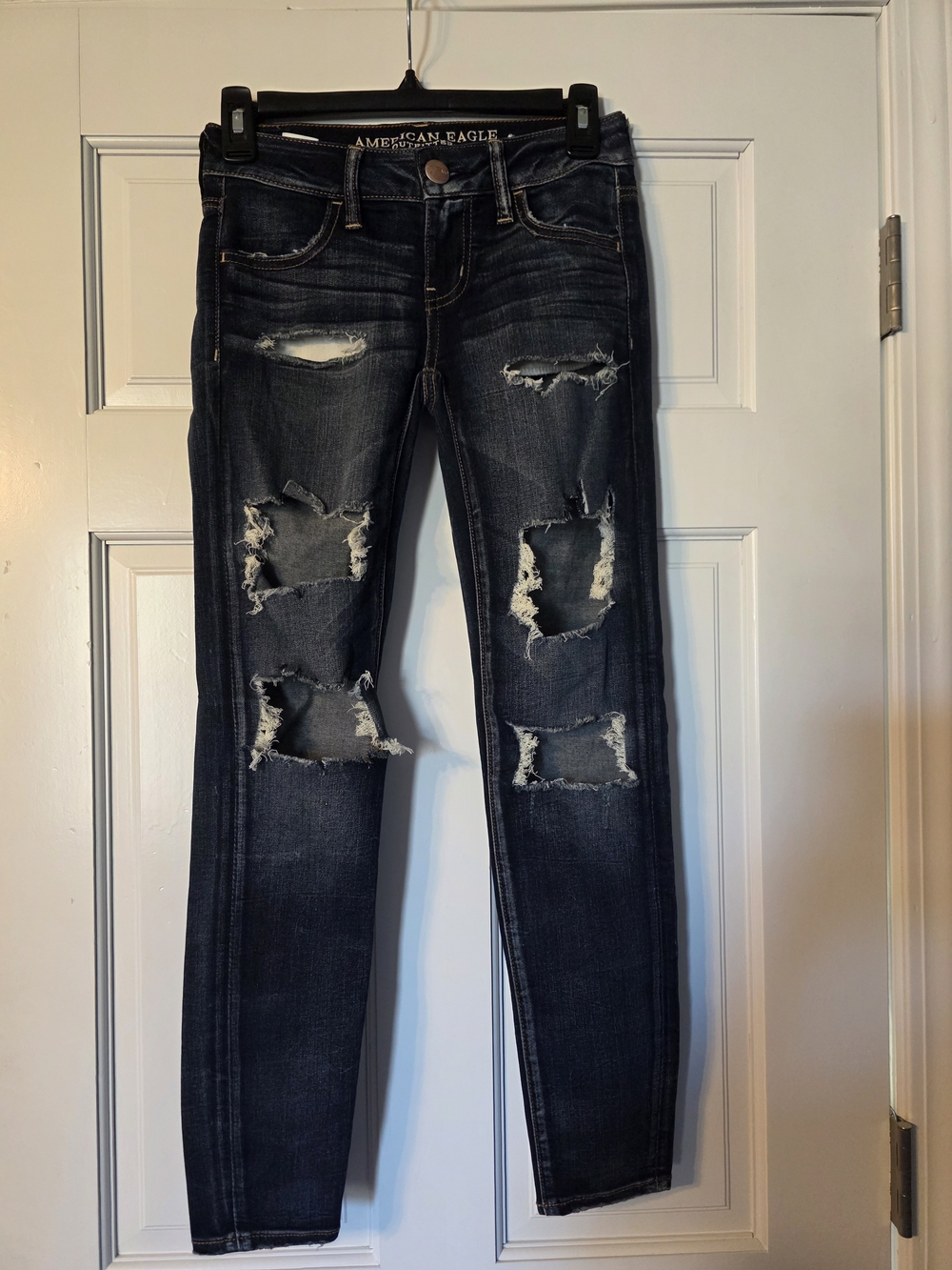 American Eagle Distressed Jeggings